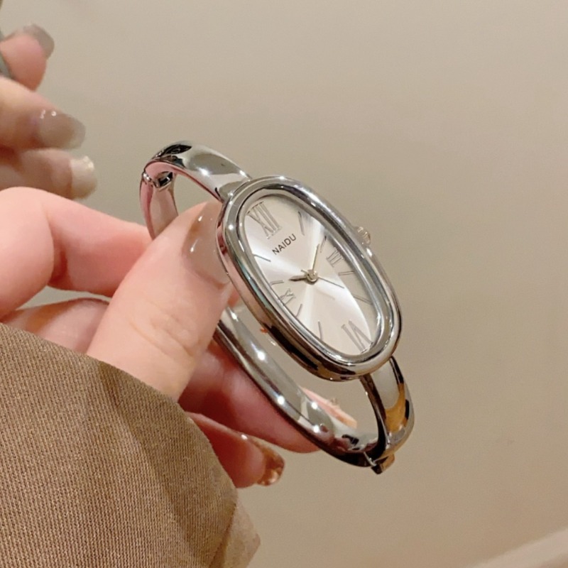 Top Brand Women Oval Roman Dia - Quiet Luxury Watch review and price
